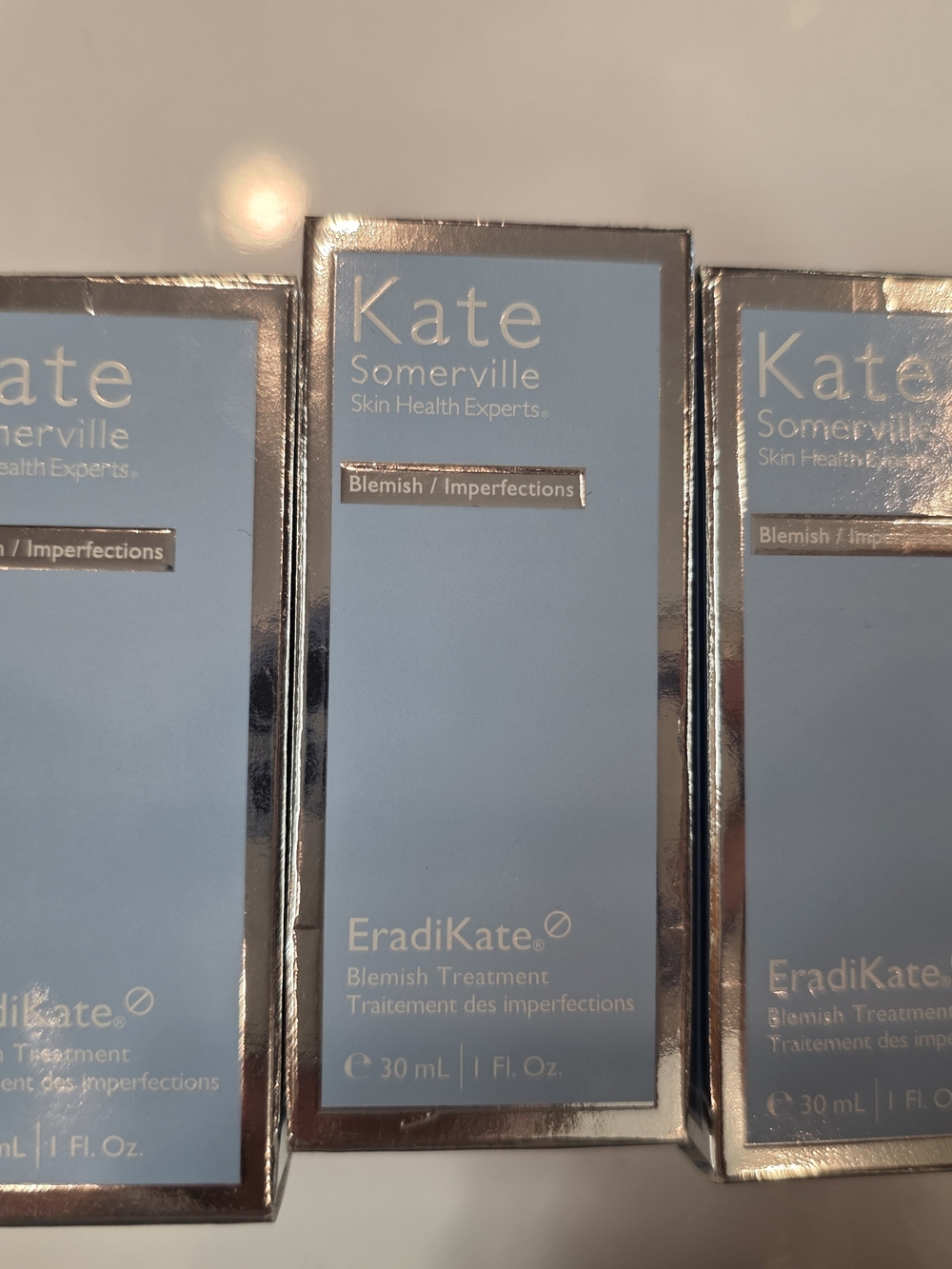 Kate Somerville EradiKate Blemish Treatment - Light Blue and Silver Box